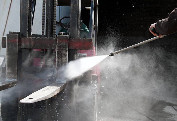 Why Choose Our Certified Pressure Washing Experts for Your Project Needs in Rosaryville, MD?